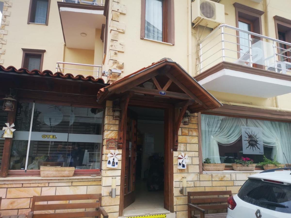 Lımon Otel Foça Exterior foto