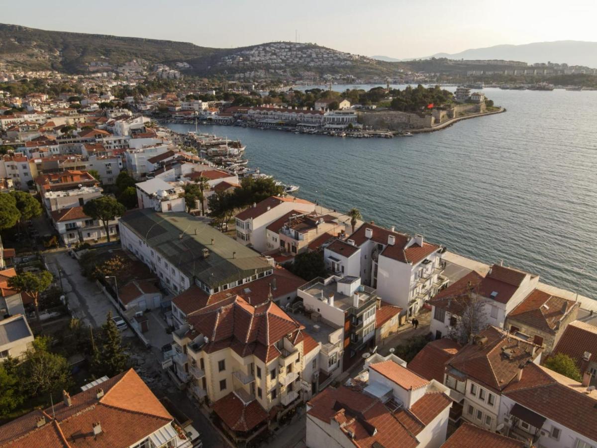Lımon Otel Foça Exterior foto